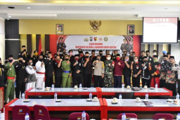 Pencak Silat se-Blitar Silahturrahmi dengan Polres dan Kodim 0808 Blitar