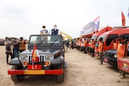 Gubernur Khofifah Ingatkan Daerah Untuk Siapkan Rencana Aksi Mitigasi Guna Hadapi La Nina