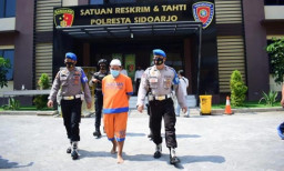 Jelekkan Polisi di FB, Sopir Truk di Sidoarjo Ditahan