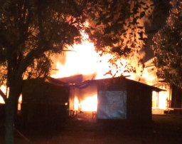 Puluhan Los dan Bedak Pasar Ketug Kota Pasuruan Dilalap Api