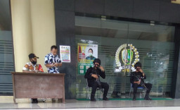 Kantor DPRD Sampang Dijaga Ketat