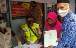 BPN dan Pemkab Blitar Bagikan 850 Sertifikat Tanah PTSL
