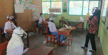 Usai Gelar KBM Tatap Muka, 4 Guru di Tulungagung Positif