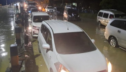 Lalu Lintas Macet, Jalur Pantura Tuban Direndam Banjir