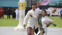 Jombang Deles, Busana Khas Dilaunching saat Hari Jadi