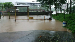Sungai Brantas Meluap, Perahu Penyeberangan tak Beroperasi