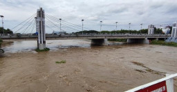 Jembatan Lama Brawijaya Kota Kediri Ditutup