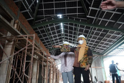 Sidak Proyek Skywalk dan Tugu Alun-Alun, Wali Kota Optimis On Time