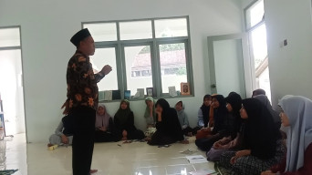 Direktur RUBI Dampingi Santri PP. Babussalam Sumber Payung, Tingkatkan Kualitas Membaca Buku