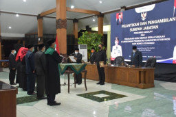 Bupati Situbondo Lantik 33 Kepala Sekolah Penggerak