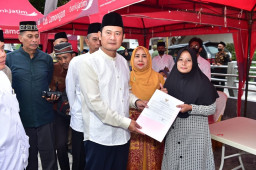 Bupati Lamongan Akhiri Safari Ramadhan di Masjid Senilai Rp 7 Miliar