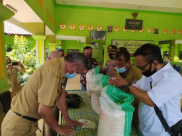 Beras BPNT Widang Dinyatakan Sesuai Ketentuan