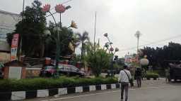 Usai Makan Korban, 13 Baliho Superindo di Kota Mojokerto Dicopot