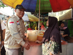 BHS Pastikan KUR Dapat Terserap Pedagang Pasar Tradisional