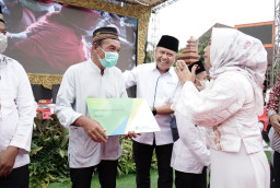 Pemkot Mojokerto Berikan BPJS Ketenagakerjaan Bagi 345 Tukang Becak