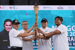 SIG dan Anak Usaha Ajak Masyarakat Jalan Sehat di 14 Kabupaten/Kota