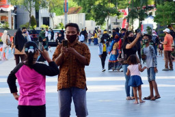 Alun-Alun Surabaya, Bumerang Bagi Risma