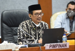 DPR RI: Tolak Aturan Sekolah Penerima BOS Harus Minimal Punya 60 Murid