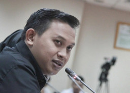 PKS: Lili Pintauli Siregar Harusnya Diberhentikan dan Diproses Pidana