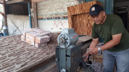 Pernah Ketipu Rp 1 M, Kini Sukses Bisnis Log Kayu hingga Pasar Eropa