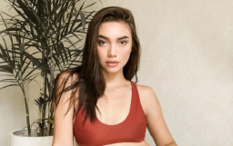 Blak-Blakan Tak Punya Agama dan Tolak Jadi Mualaf