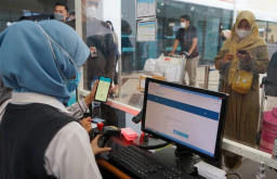 Bandara Juanda Mewajibkan Calon Penumpang memiliki Aplikasi PelinduLindungi