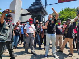 Arek-arek Suroboyo Terpanggil Jiwanya