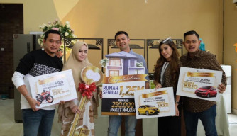 Beri Reward Rumah, Raffi Ahmad Dampingi MS Glow Apresiasi Reseller Setia