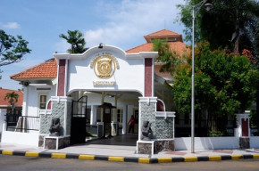 Hiiii....  Sering Ada Penampakan Perempuan Halus di RS Kelamin