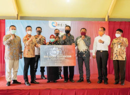 Dukung Jatim Bermasker, PT REIN Salurkan 25 Ribu Masker di Sidoarjo