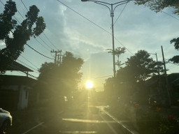 BMKG: Suhu Maksimal Surabaya 38 Derajat Celsius