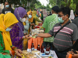 Perempuan, Mainkan Peranan Penting Meningkatnya UMKM di Indonesia