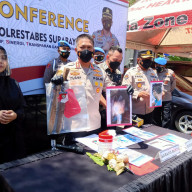 Polrestabes Surabaya Amankan Pelaku Pengroyokan Polisi