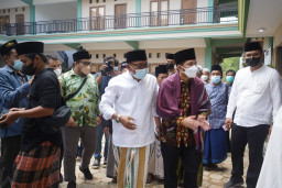 Hadiri Reses Aliyadi, Wagub Emil Dardak Ingin Pertanian Bisa Atasi Kemiskinan di Sampang
