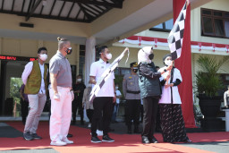 Peduli Sesama, Warga Malang Raya Terima 5000 Paket Sembako