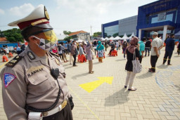 FOTO: Antrian Mengurus SIM