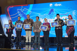 Command Center 112 Surabaya Raih Penghargaan Layanan 112 Terbaik