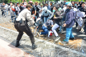 Remaja Ikut Demo Diblacklist Agar Sulit Cari Pekerjaan