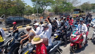 Tetesan Air Garam Bikin Kecelakaan, Jembatan Suramadu Diblokade