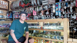 Dari Hobi, Kini Sukses Rintis Onderdil Motor Klasik