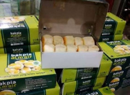 Lulusan SMK yang Sukses Geluti Bisnis Bakpia Kekinian