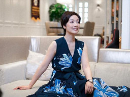 Blak-blakan Suka Bercinta di Spot Kamar Mandi dan Perpustakaan