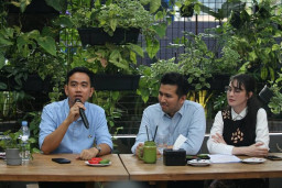 Emil Dardak dan Arumi Bachsin, Jubirnya Gibran