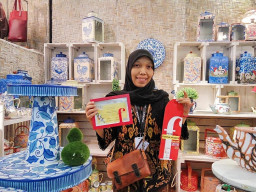 Sulap Barang Bekas Jadi Kerajinan Tangan Bernilai Ratusan Juta