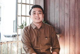 Berbisnis Sejak SMA, Kini Sukses di Bidang Industri Ekonomi Kreatif