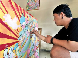 Perupa Beraliran Pop Surealis yang Penuh Imajinatif