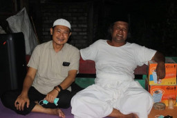 Bismillah, Jiwa dan Raga Ini Kami Wakafkan Untuk Masyarakat Lamongan