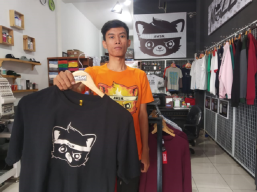 Anak Tukang Becak, Sukses Miliki 7 Store Beromzet Puluhan Juta