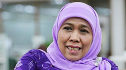 Tekan Covid-19 di Surabaya Raya, Khofifah Gandeng Ulama hingga Influencer