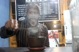 Lestarikan Rempah dan Donasikan 50 Persen Penjualan di Panti Asuhan